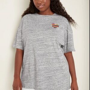 NWT Victoria’s Secret PINK Rainbow Pride Heart Oversized T-shirt